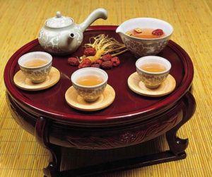 Trà đông trùng hạ thảo tươi nguyên con