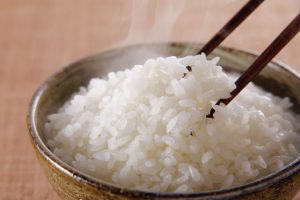 đông trùng hạ thảo hấp cơm trắng